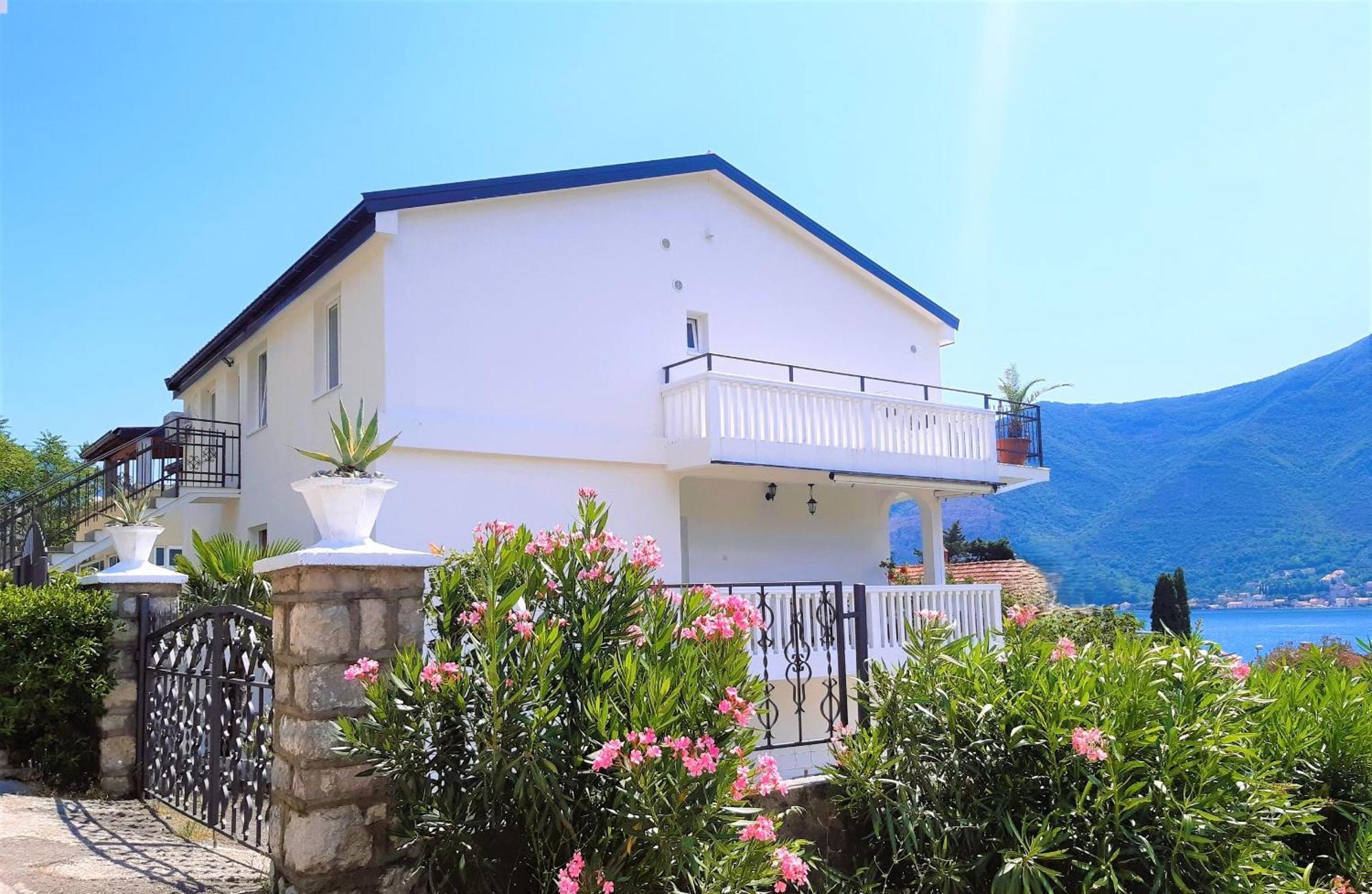 Apartments Sonja Kotor Exteriér fotografie